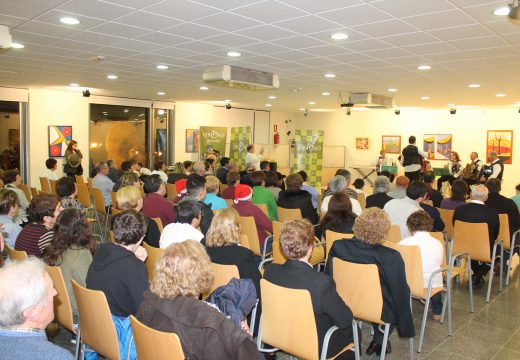 Preto de 200 persoas asistiron ao VII Concerto de Panxoliñas de Oroso, que reuniu a seis agrupacións musicais do municipio